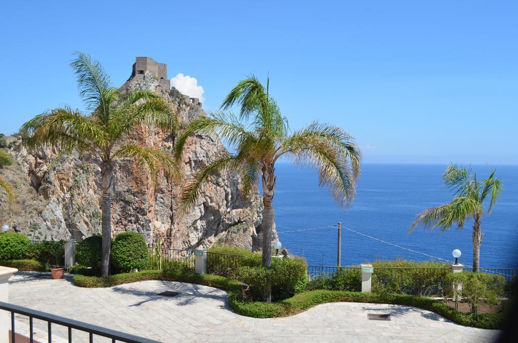 Casa Belvedere Riviera Taormina Sant'Alessio Siculo Ruang foto