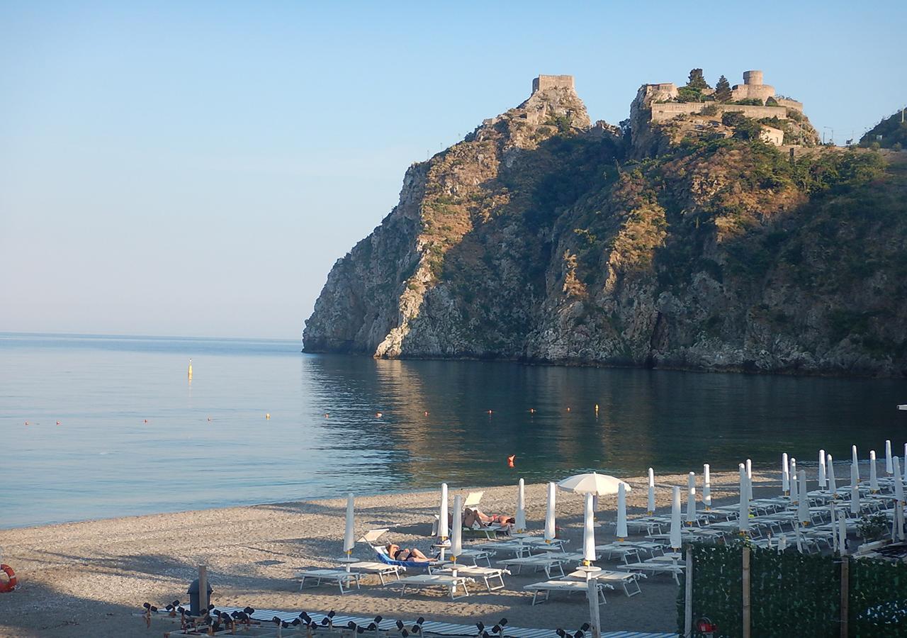 Casa Belvedere Riviera Taormina Sant'Alessio Siculo Bagian luar foto